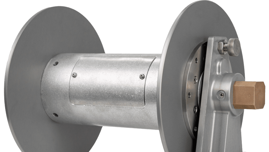 A metal oxy reel featuring a sturdy cover and a durable handle, designed for efficient gas storage and transport